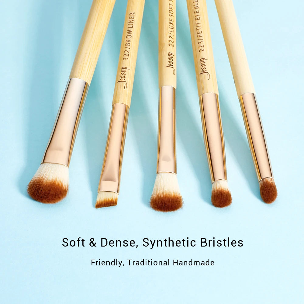 Bamboo Makeup Brush Set — 15pcs — Close-up