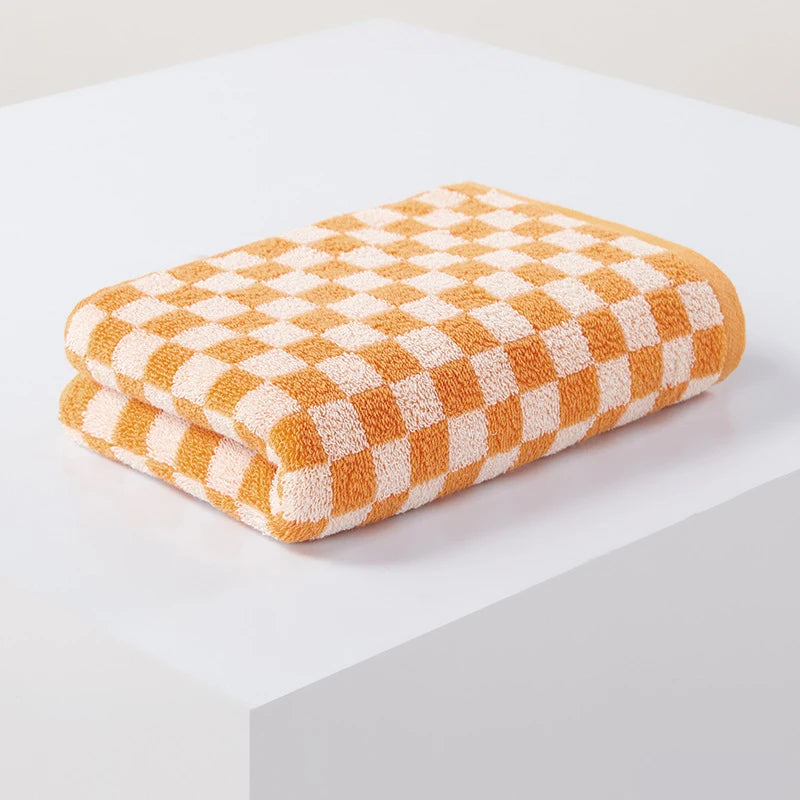 The Everyday Cotton Bath Towel — Product set