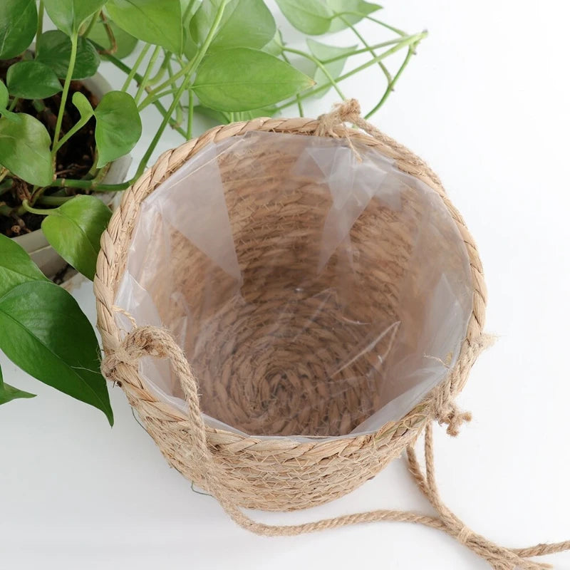 Macramé Garden Hanging Planter — Close-up