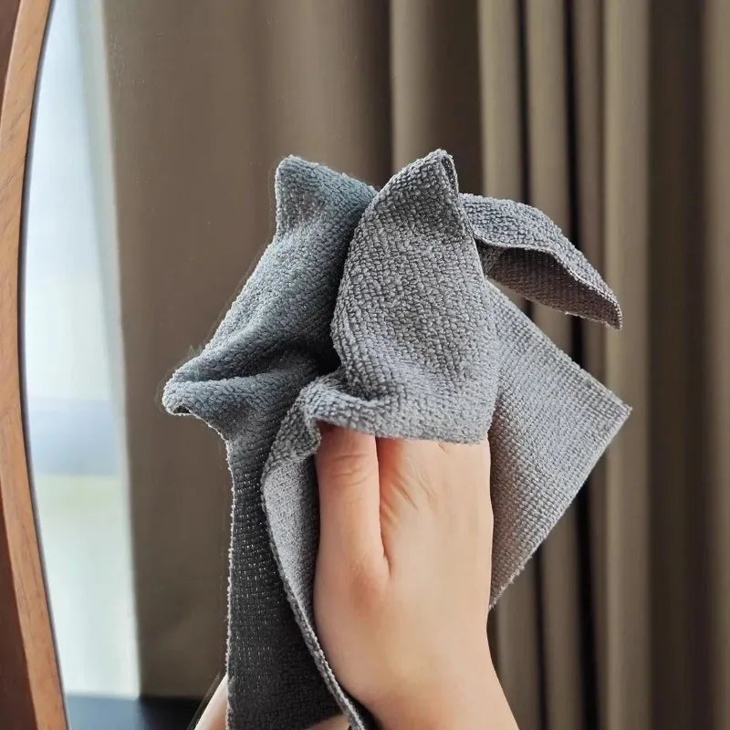 Microfiber Cleaning Cloth Roll — 20 Tear-Off Sheets, Reusable