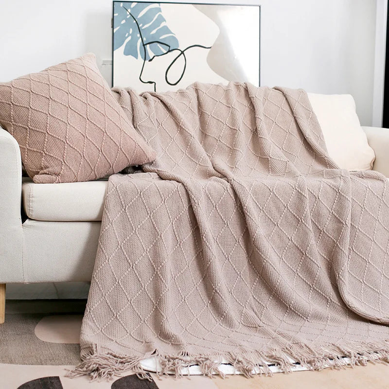 Nordic Knitted Throw Blanket with Tassels — Soft Cozy Home Decor