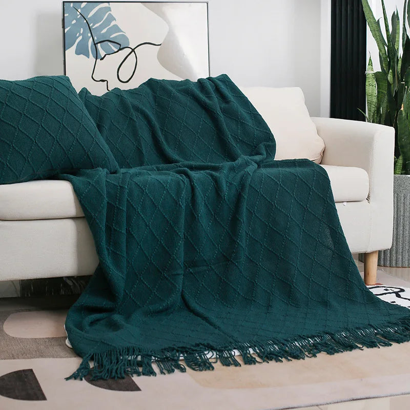 Nordic Knitted Throw Blanket with Tassels — Soft Cozy Home Decor