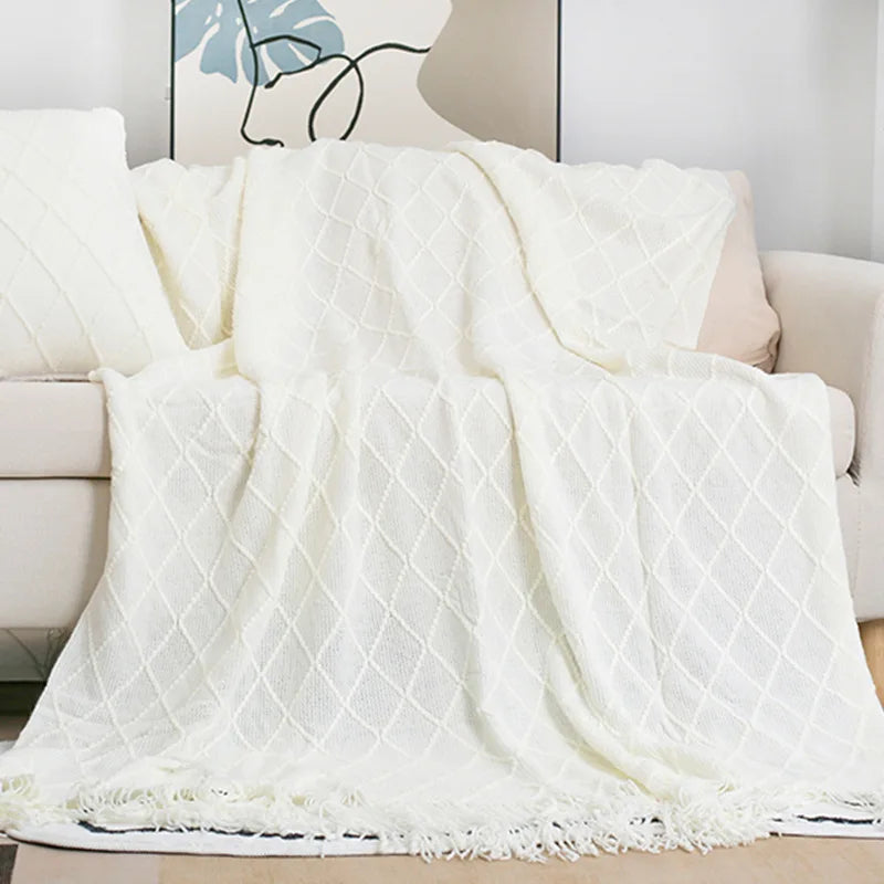 Nordic Knitted Throw Blanket with Tassels — Soft Cozy Home Decor