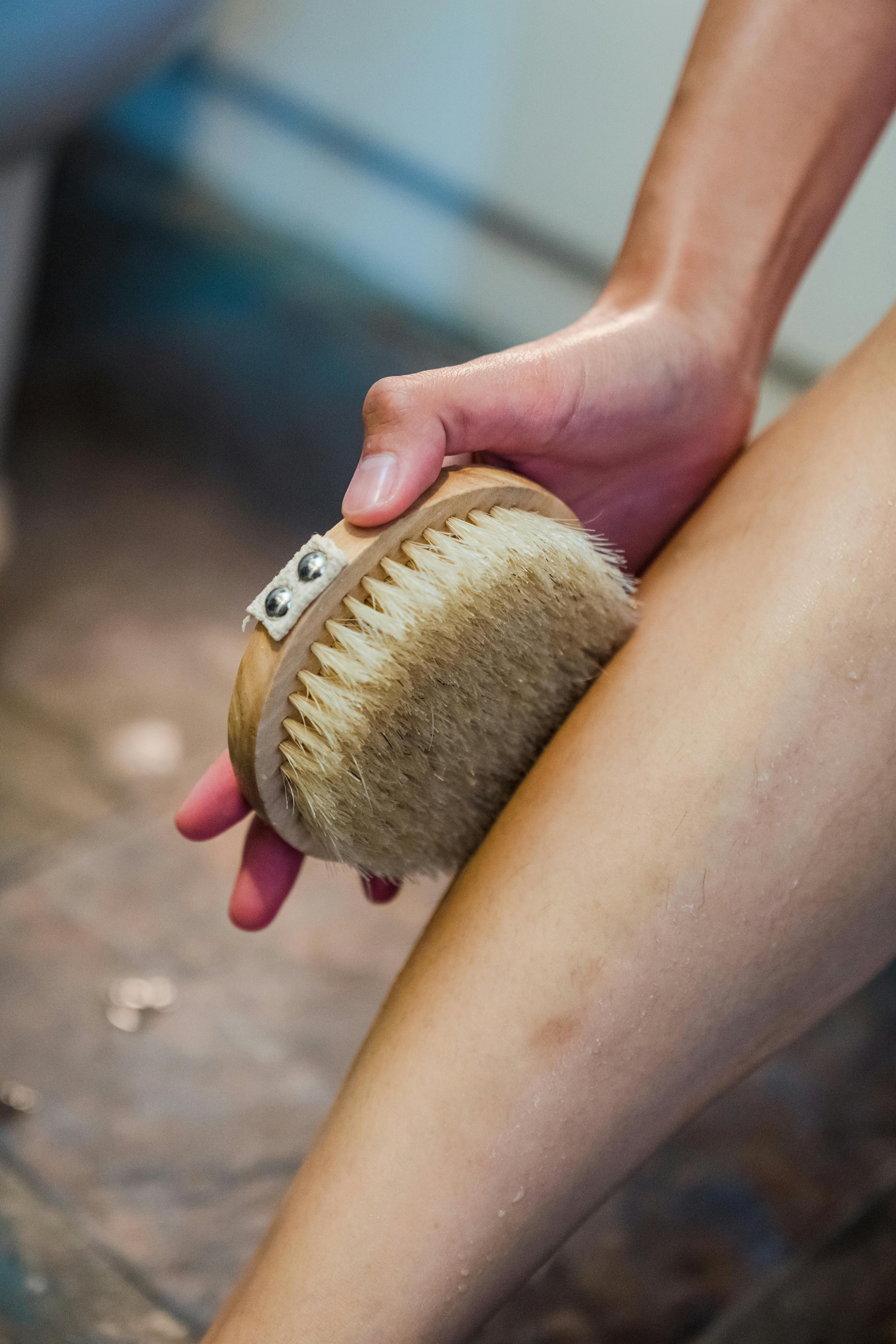 Natural Bristle Dry Body Brush — Detail view