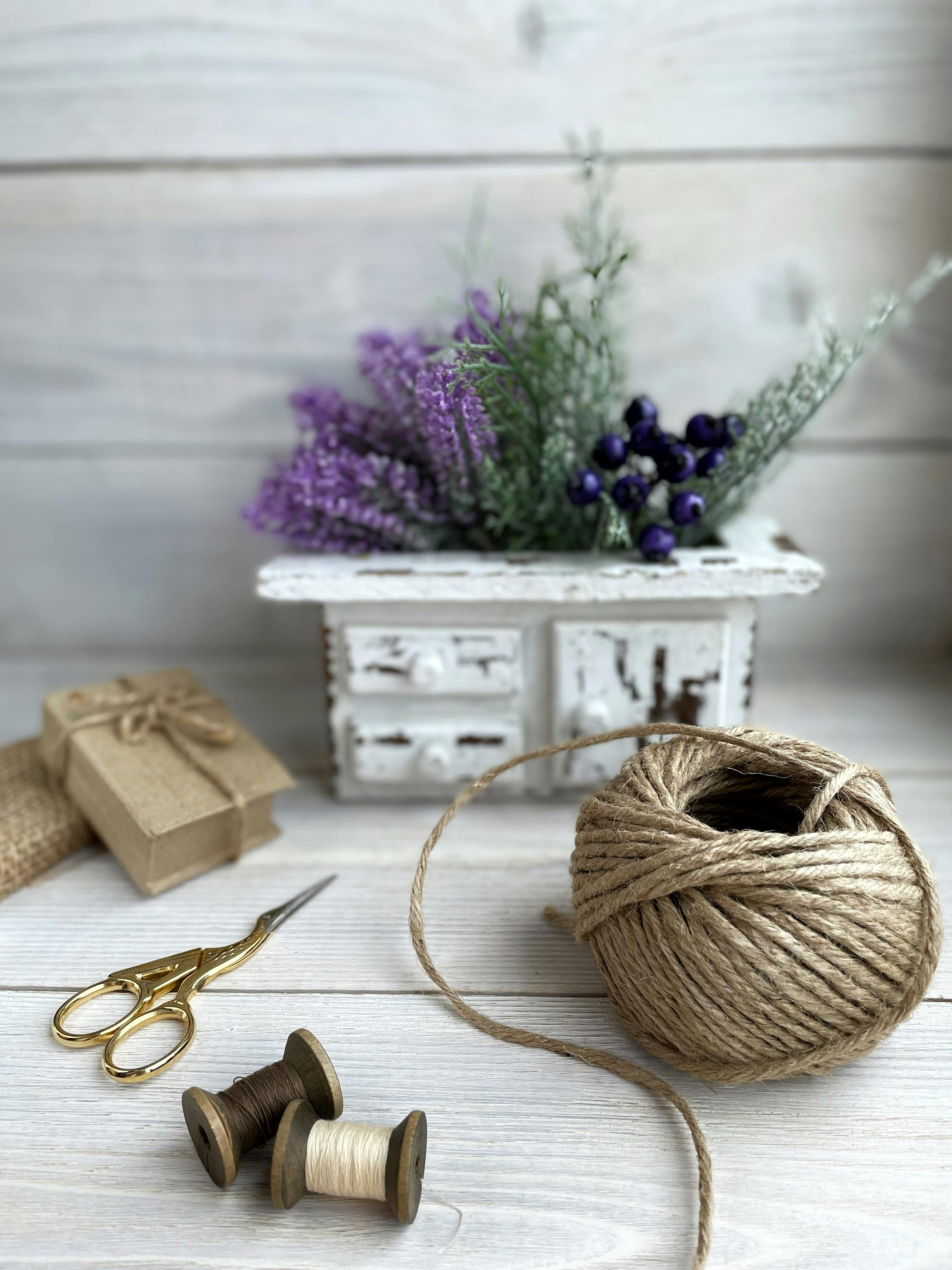 The Eco-Friendly Jute Rope — Side view